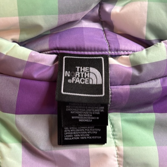 The North Face Girl's Reversible Plaid Puffer Vest Purple Mint White - Picture 10 of 11
